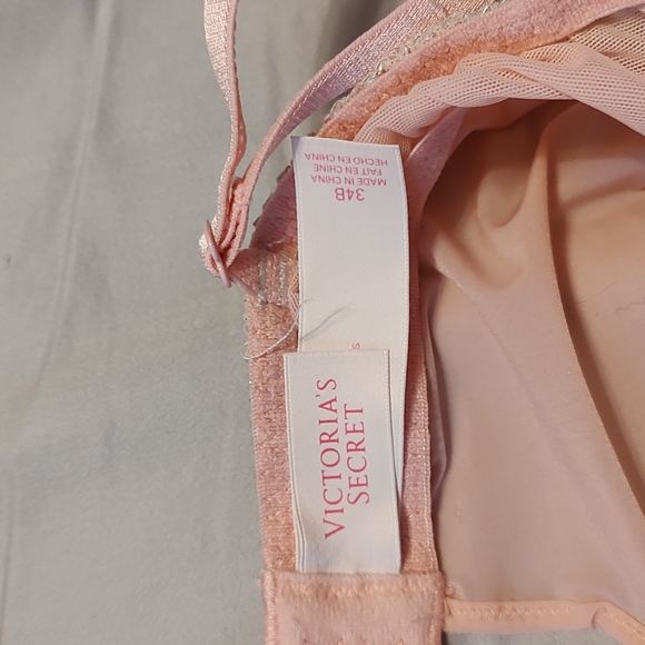 💕 Vintage GUC Victorias Secret Ladies Pink Label Push Up Underwire Chemise, 34B - Picture 8 of 9